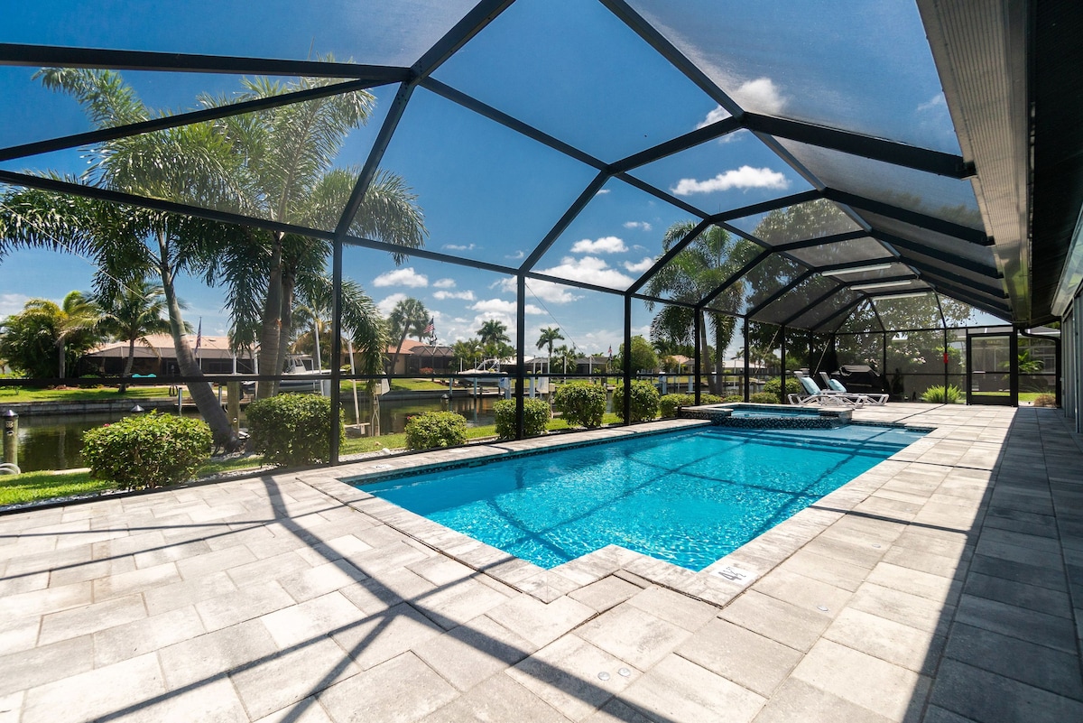 V Tranquility-Waterfront Luxury in Punta Gorda, FL