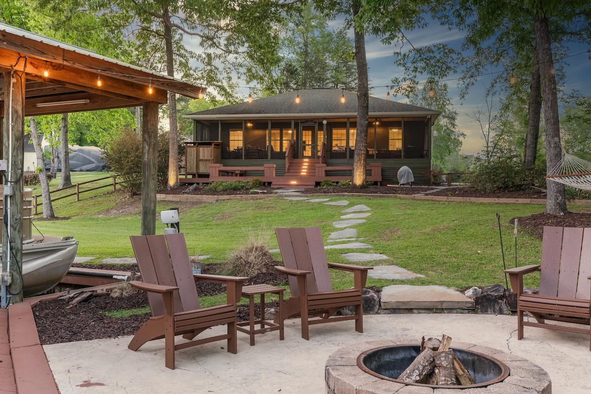 Babo's Bungalow on Lake Martin