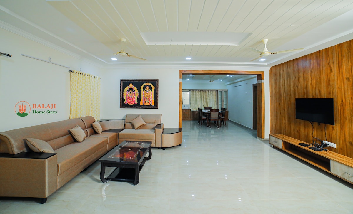 BALAJI HOME STAYS-LUXURIOUS 3 BHK-公寓401