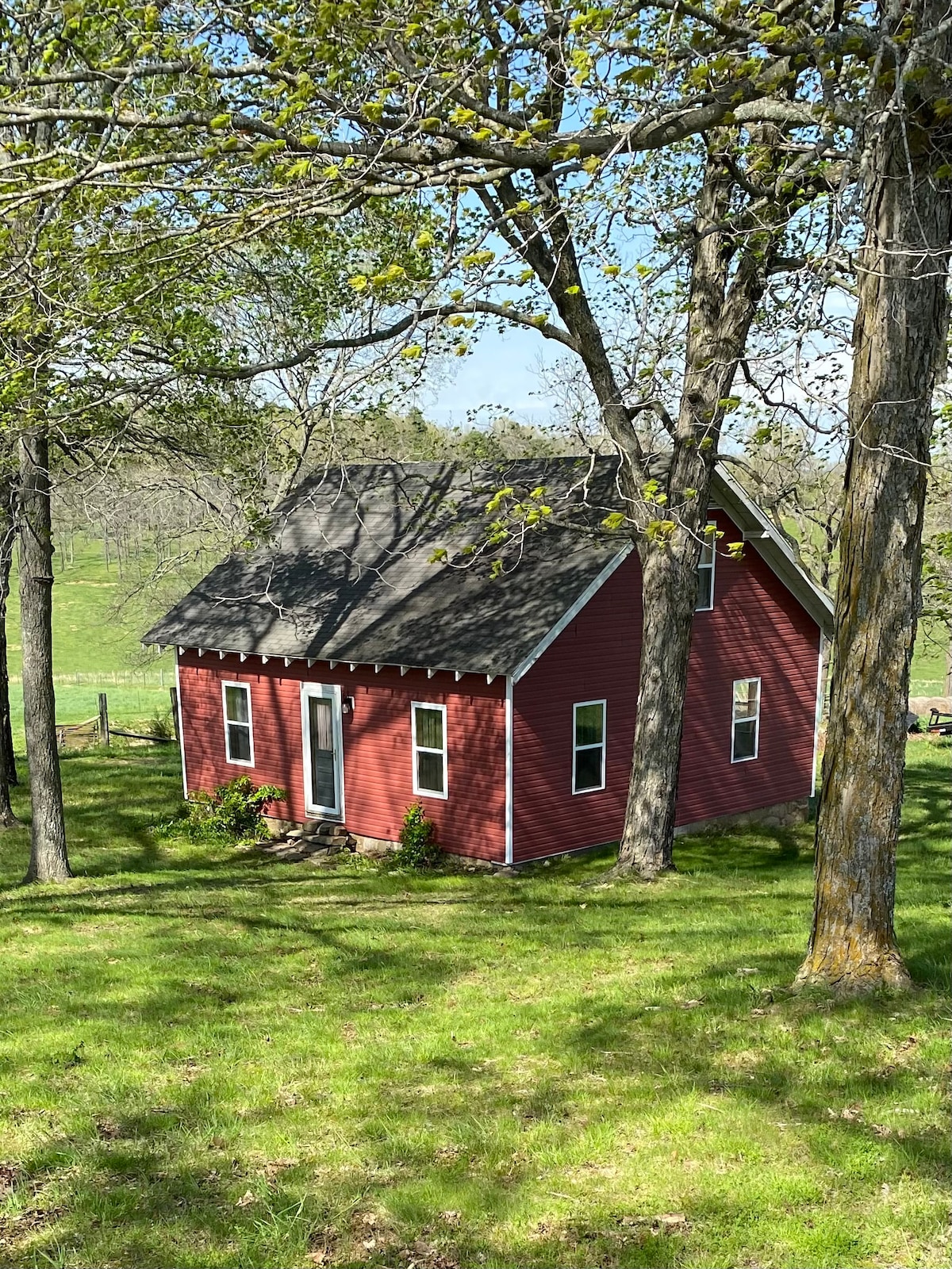 Twin Bridge Cottage