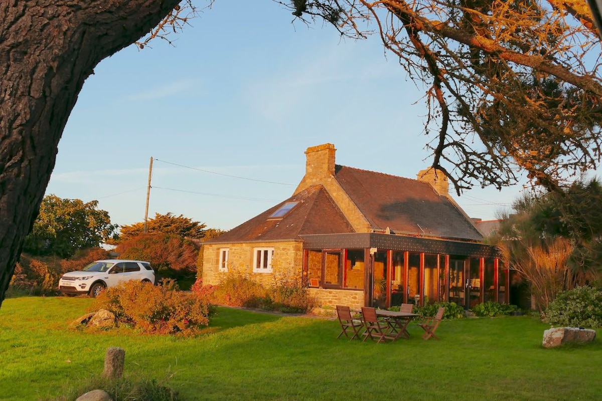 Maison avec vue sur la mer.