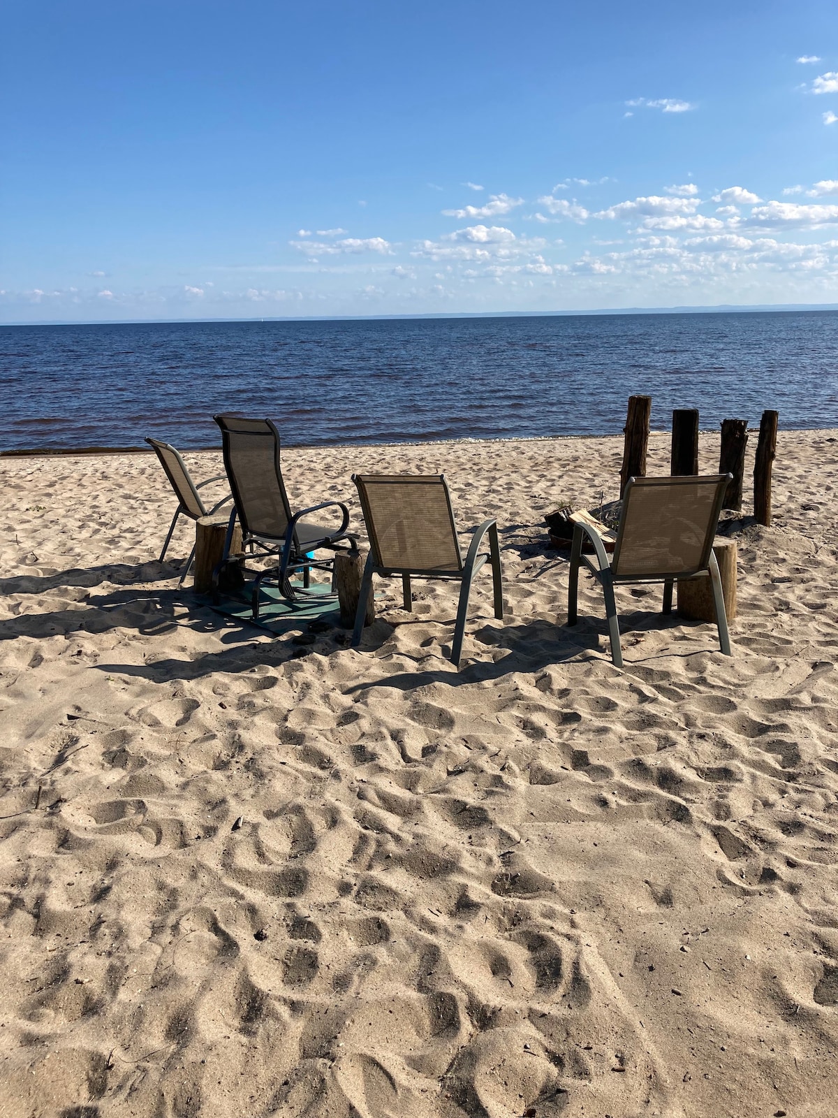 Chalet bord du Lac Saint-Jean with beach