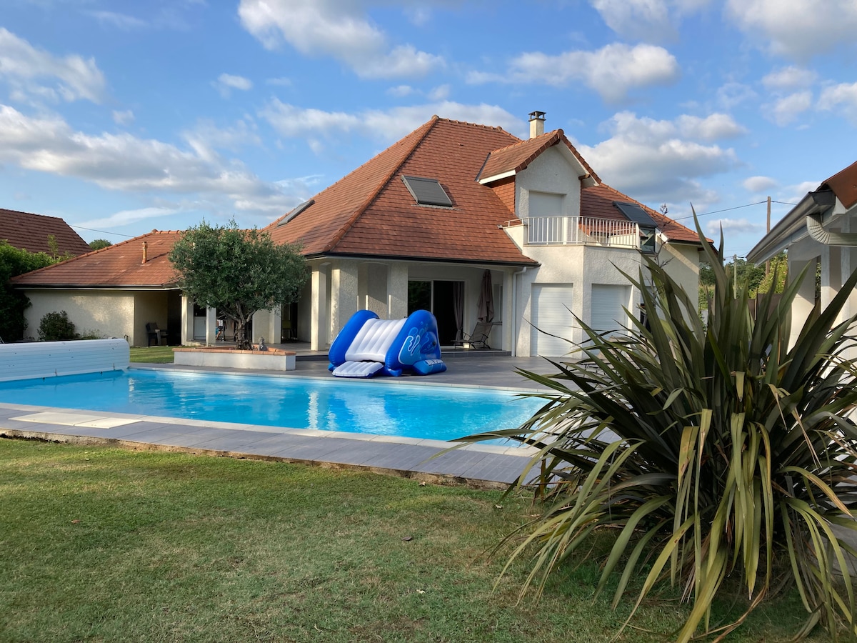 Magnifique villa familiale avec piscine