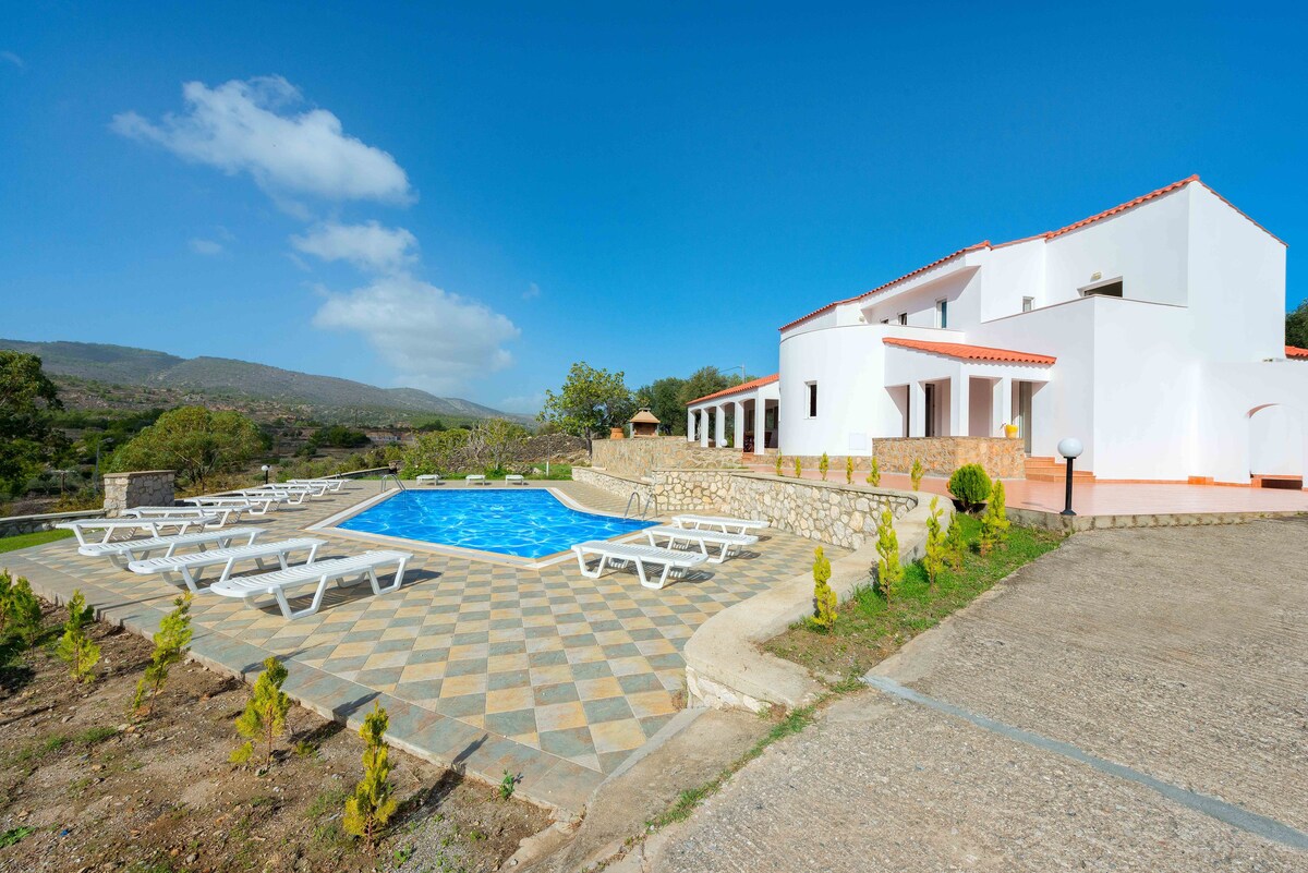 Villa Krokali in Lindos with swimming pool