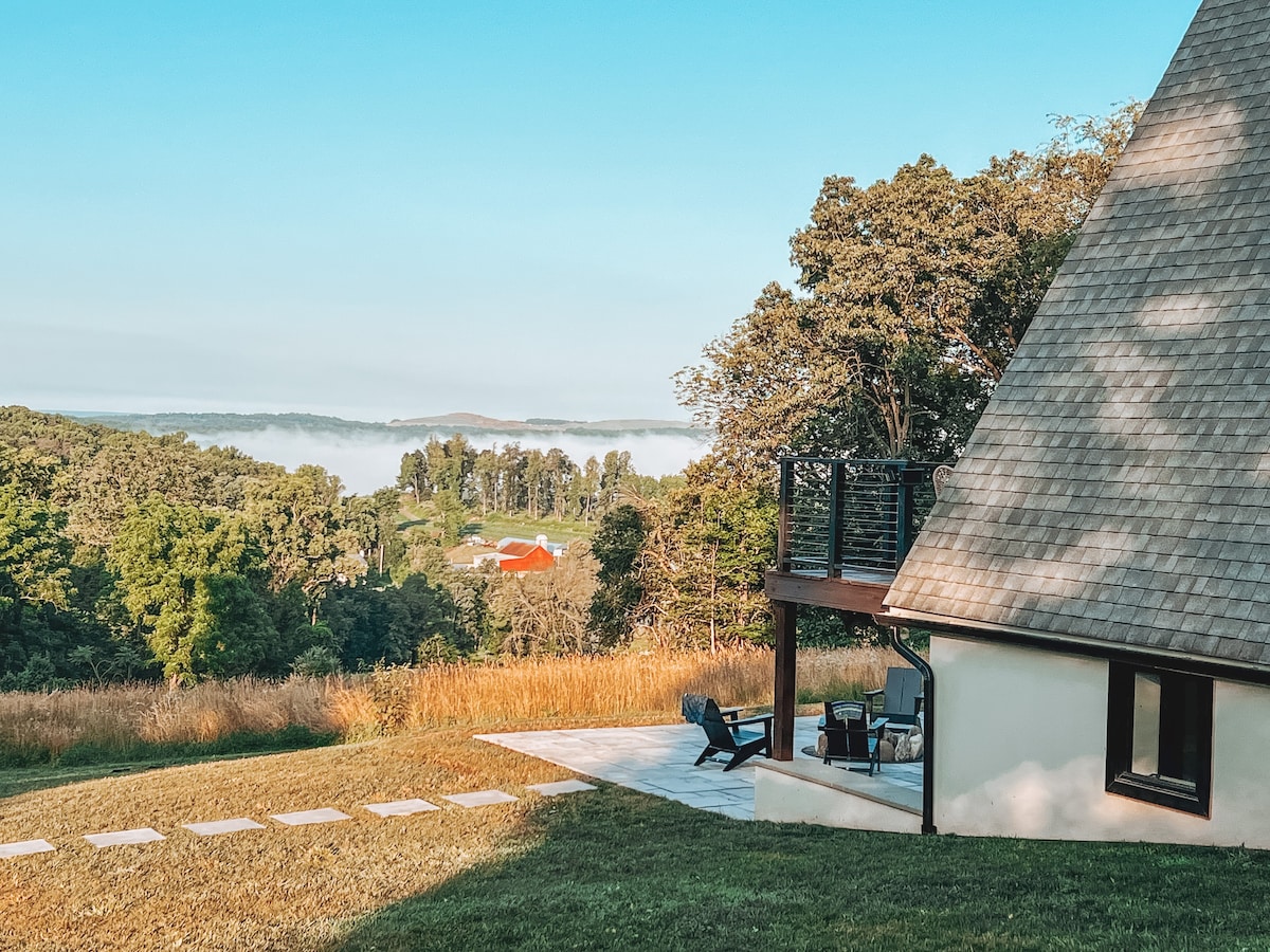 Luxury  A-frame with a view and hot tub