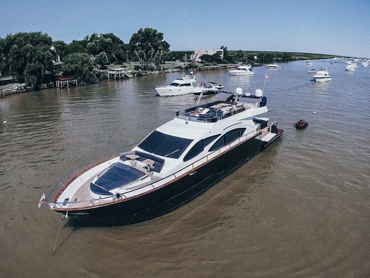 Paseo en Yate de lujo por el Delta de BsAs