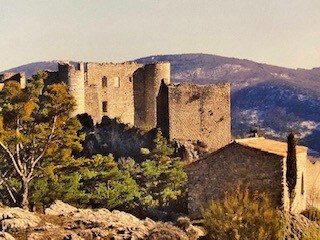 Maison familiale dans la campagne du haut var