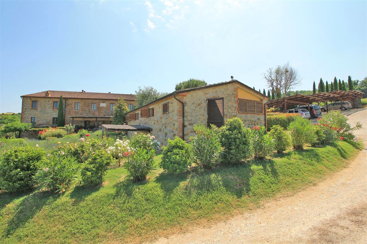 Podere Country House with Pool