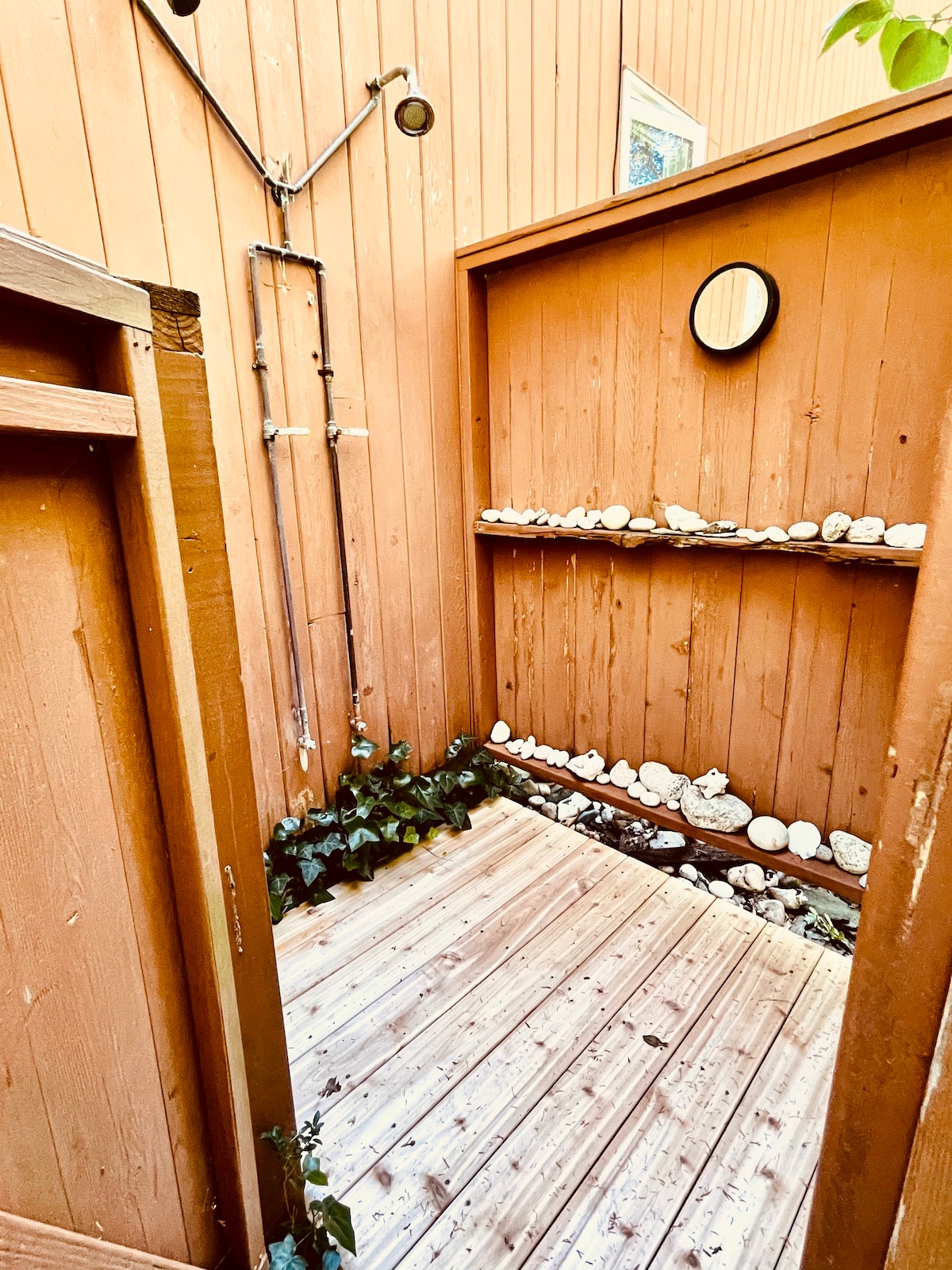 $1,300/m YR-$3,000/m Seasonal Garden Room