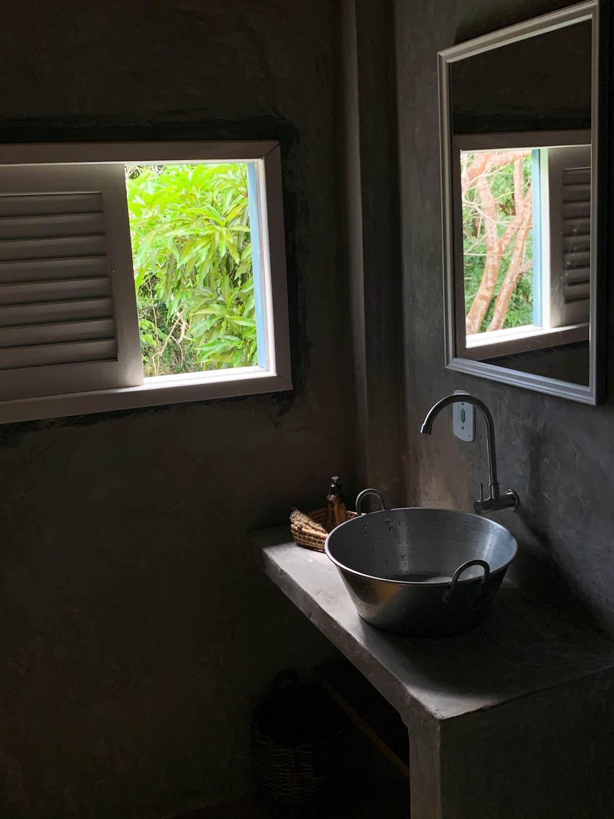 Estúdio em fazenda regenerativa com acesso ao rio