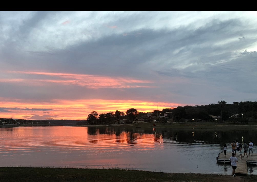 Casa à beira do lago!