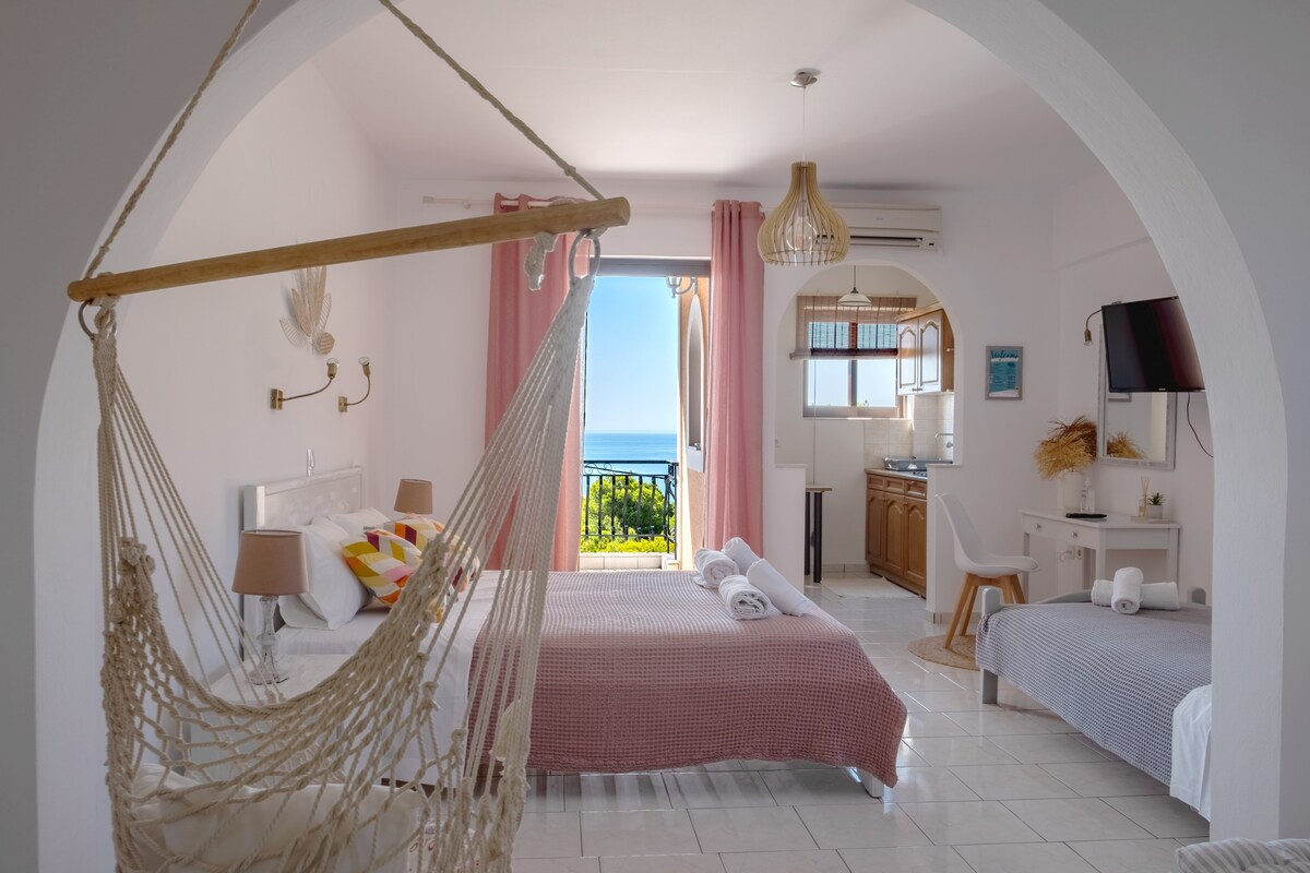 Pefkides Aegina Boutique Apartments