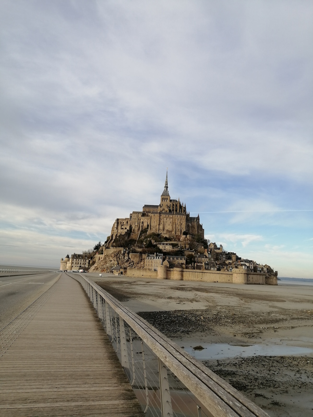 APPARTEMENT EN BORD DE MER