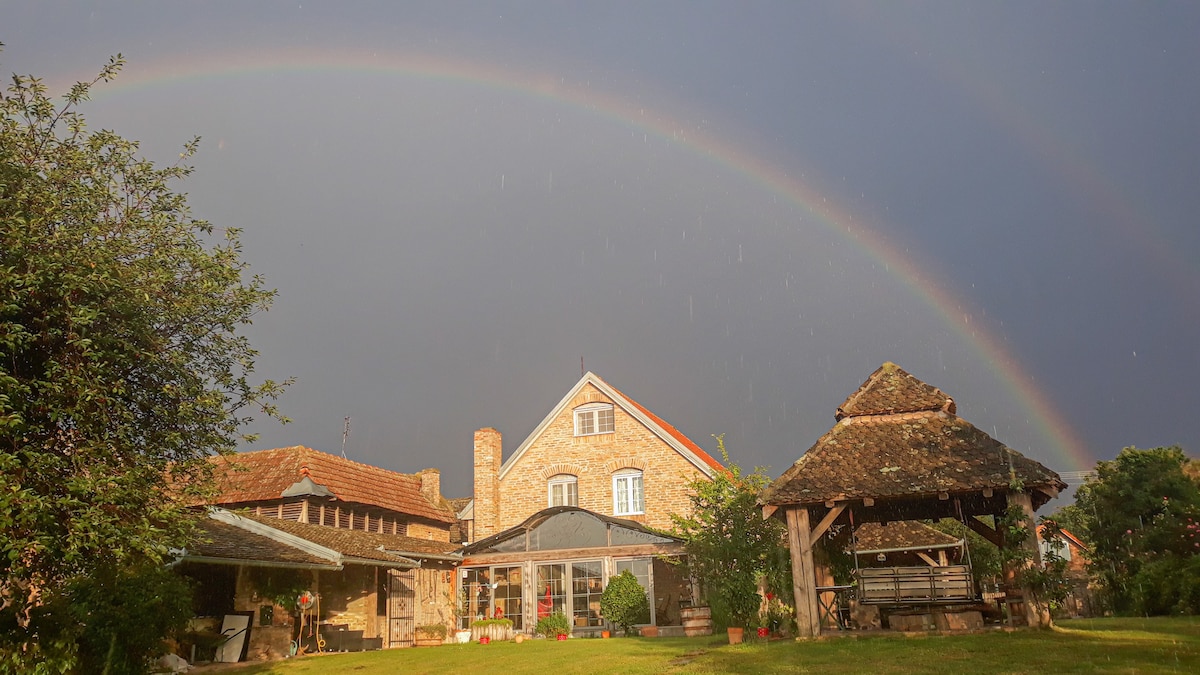 KoloVrt villa with fantastic Lakeview