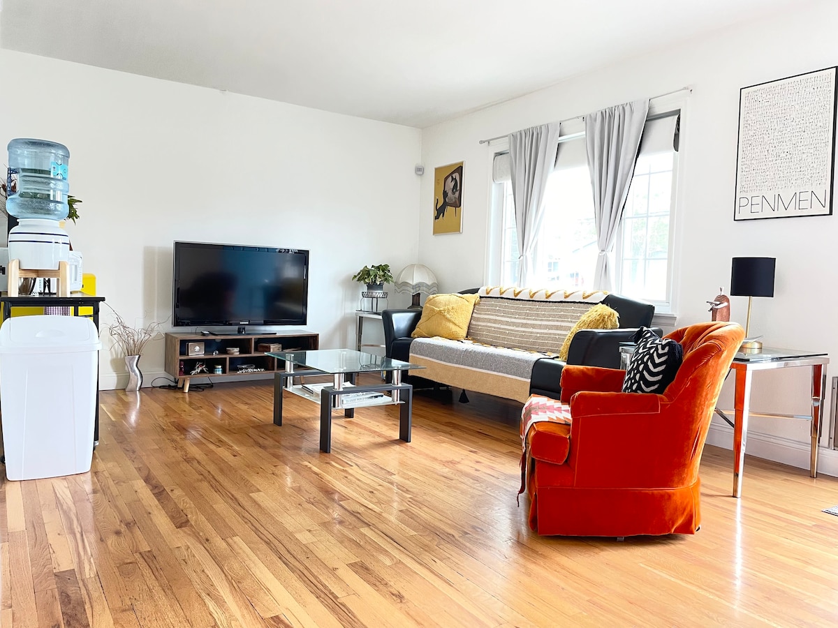 Clean & Comfortable Apartment