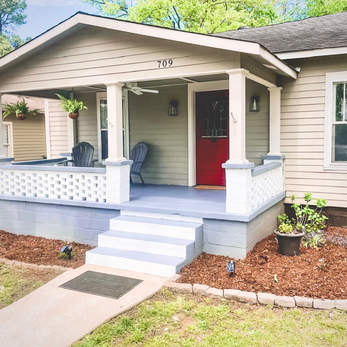 Remodeled Historic Cottage, 5 min from Downtown