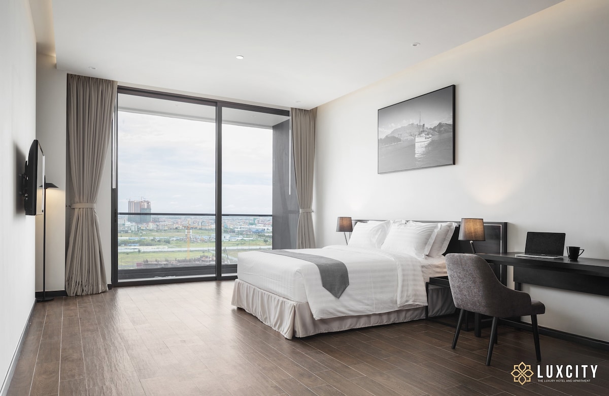 Luxcity -标准双人床（不含早餐）的单间公寓