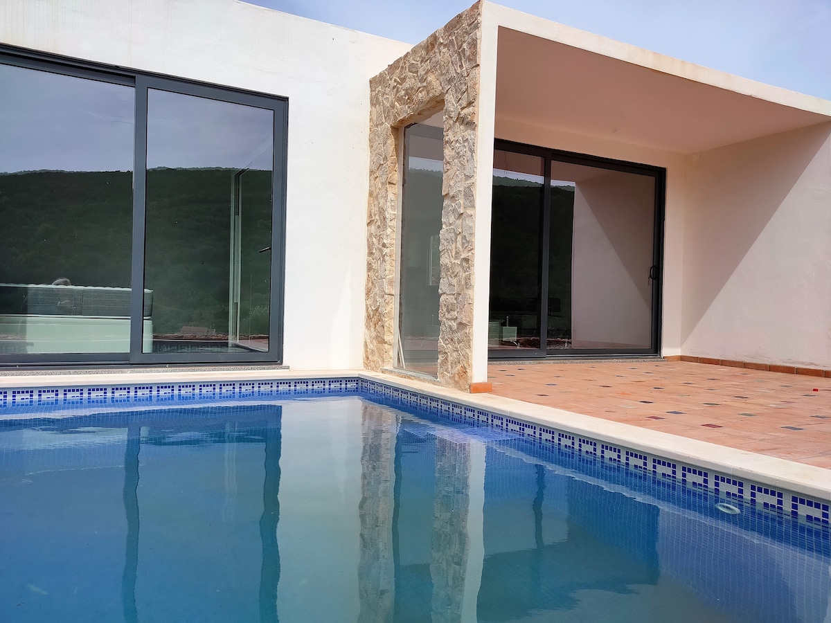 Casa Cidreira, gezelige villa met prive zwembad