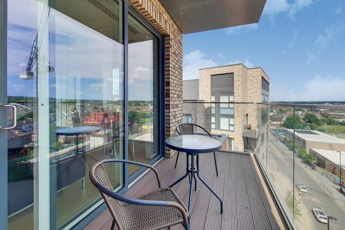 令人惊叹的阳台公寓，距东克罗伊登（ East Croydon ） 5分钟