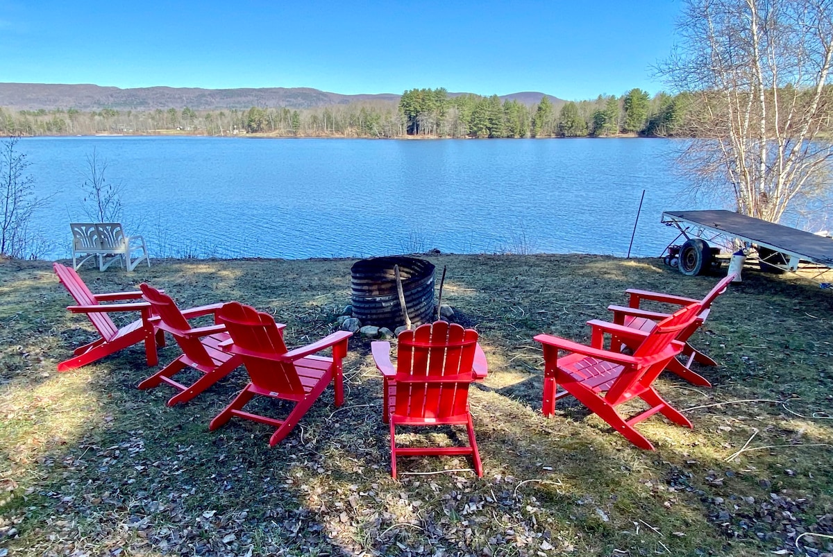 Lake Mayfield Retreat - Beautiful Lakefront Home