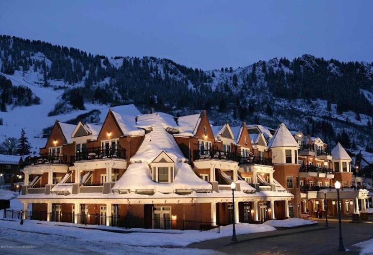 2/2 BEDS SUITE ASPEN MOUNTAIN RESIDENCES/OLD HYATT