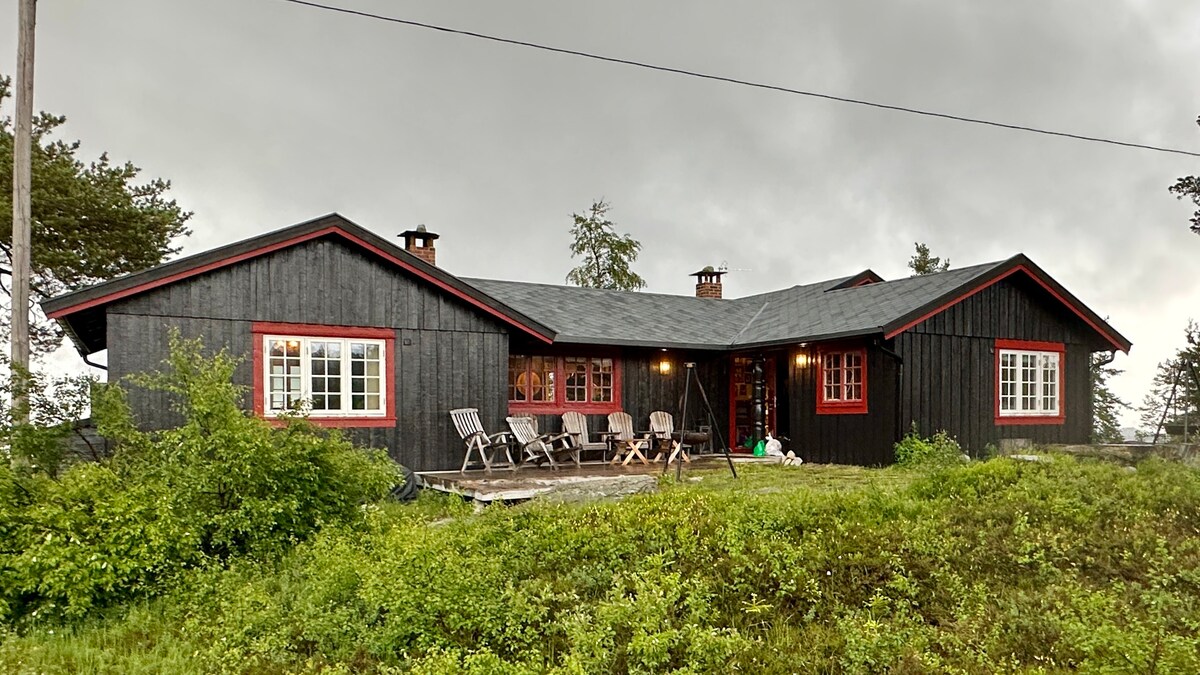 Blestølen/Blestua钓鱼/徒步旅行附近的舒适小木屋