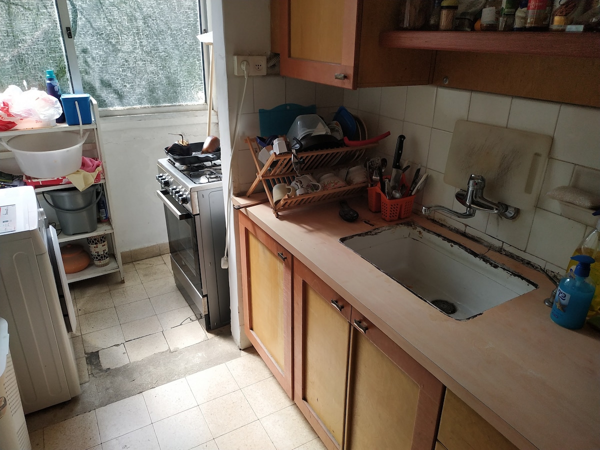 1 room apartment near everything