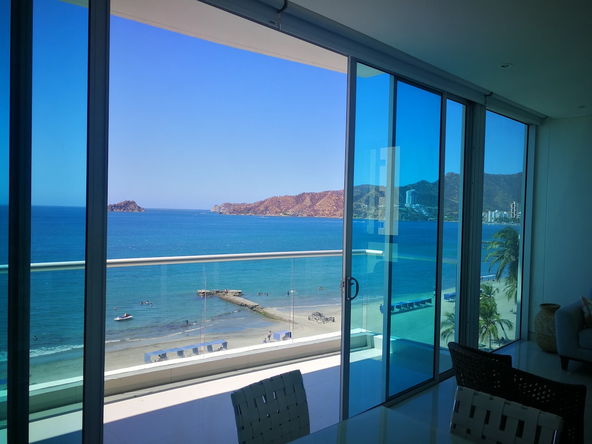 Beach front apartment - 3 ensuite double bedrooms.