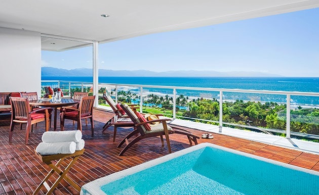 Luxurious 2bd, 2.5 bath villa in 5 diamond resort