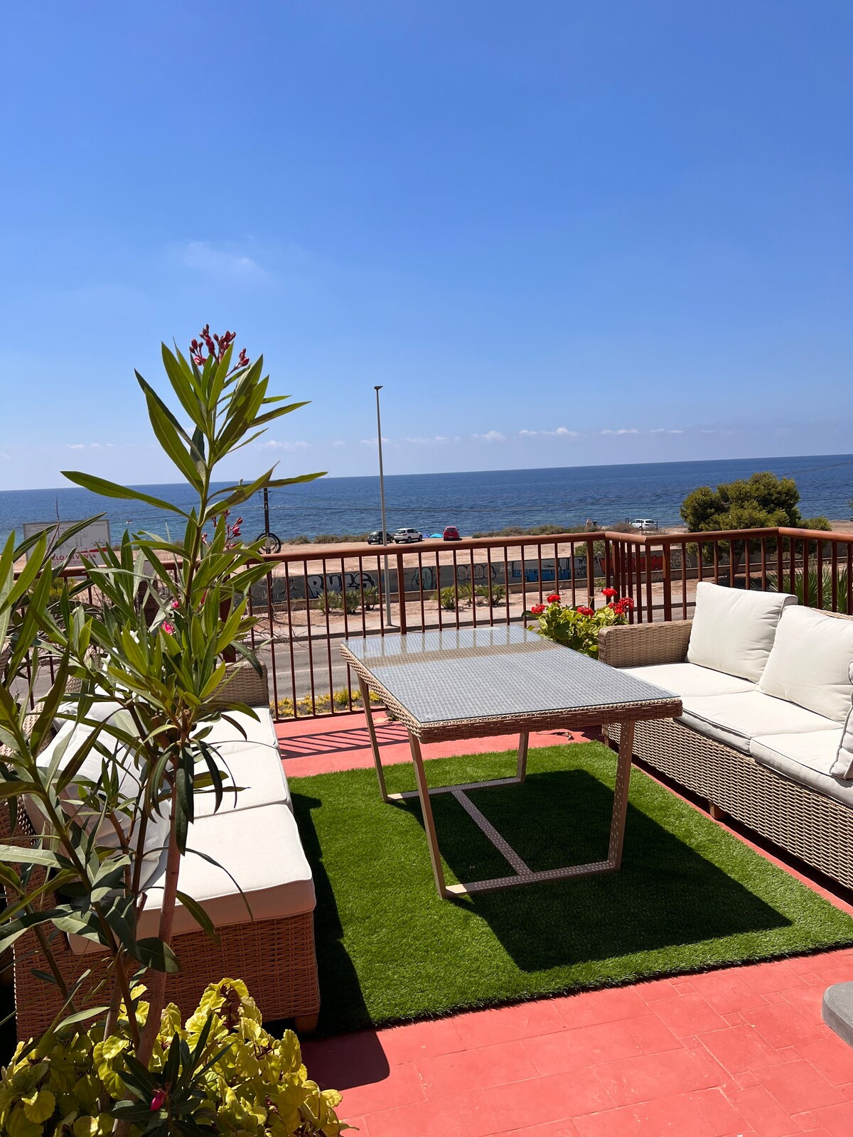 Beachfront Villa Calabardina