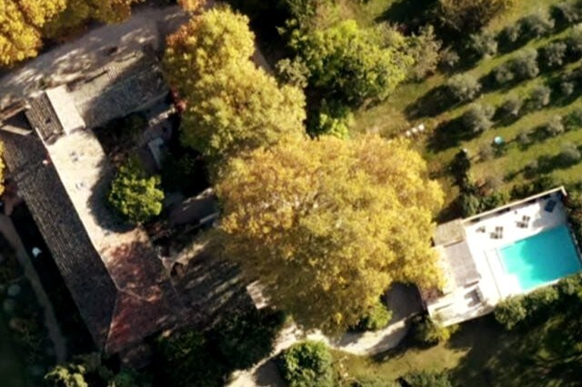 Cottage "à l'ombre du pin" en Provence