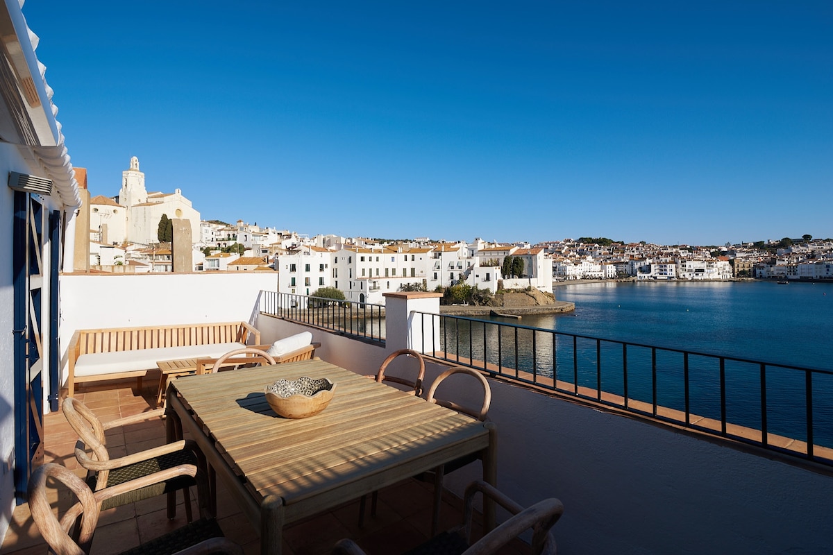 Penthouse Deluxe -First Line Of The Sea Cadaques