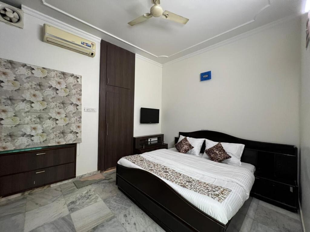 3 Bed Room Private Villa in Sodala Jaipur