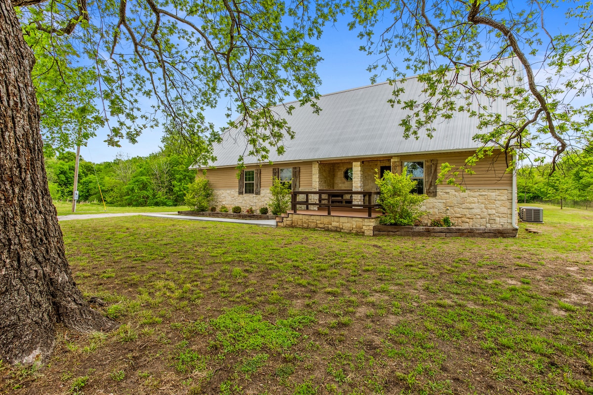 Private Large Family Retreat Near Lake Murray OK