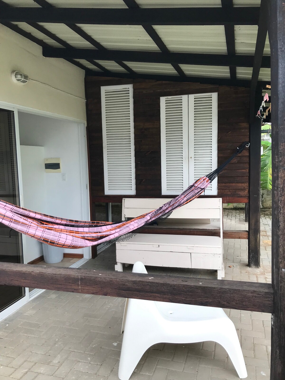 带热带花园的单间公寓1 ，位于帕拉马里博市中心