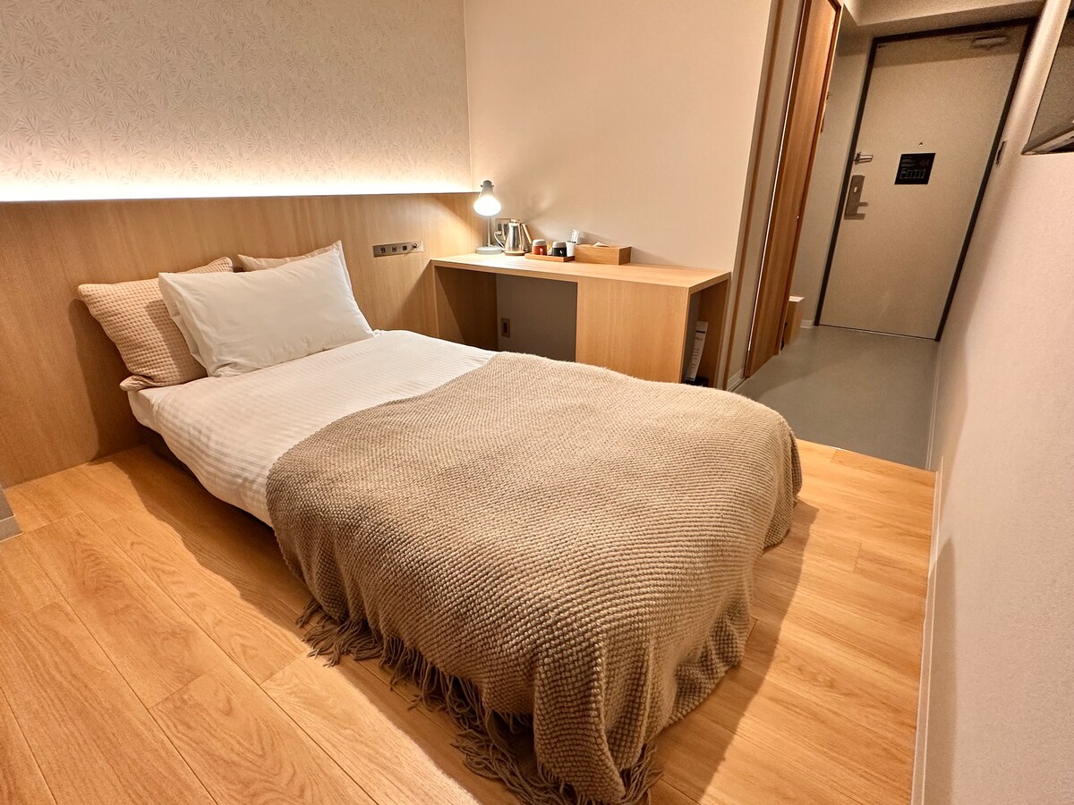 [R Hotel Namba]大阪市浪速区◎时尚新建酒店中的单人间