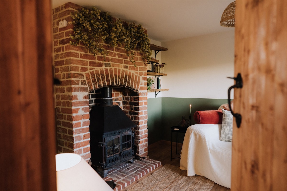 A Norfolk Countryside Stay •The Broads•Coast•City•