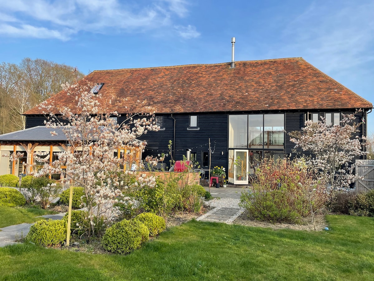 Beautiful 5+1 bed barn conversion and annexe