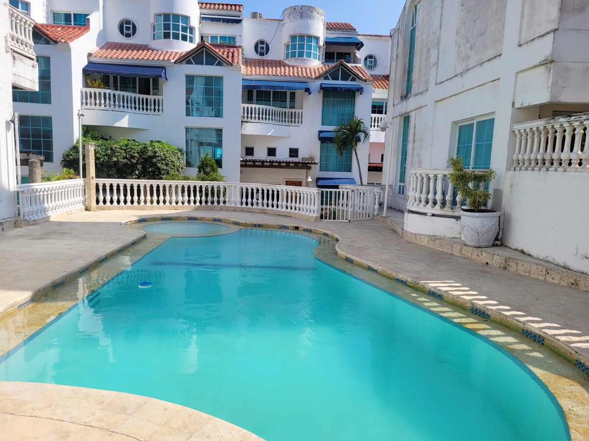 Cartagena Getaway. Beach house.