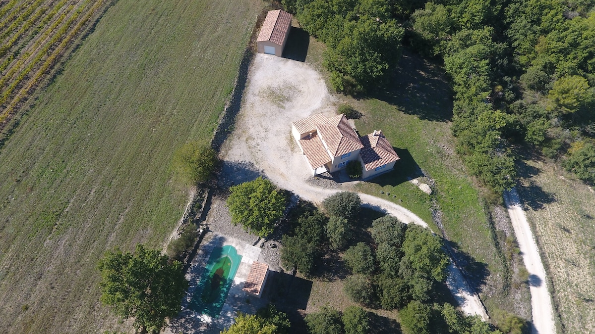 VILLA AVEC PISCINE VUE MAGNIFIQUE