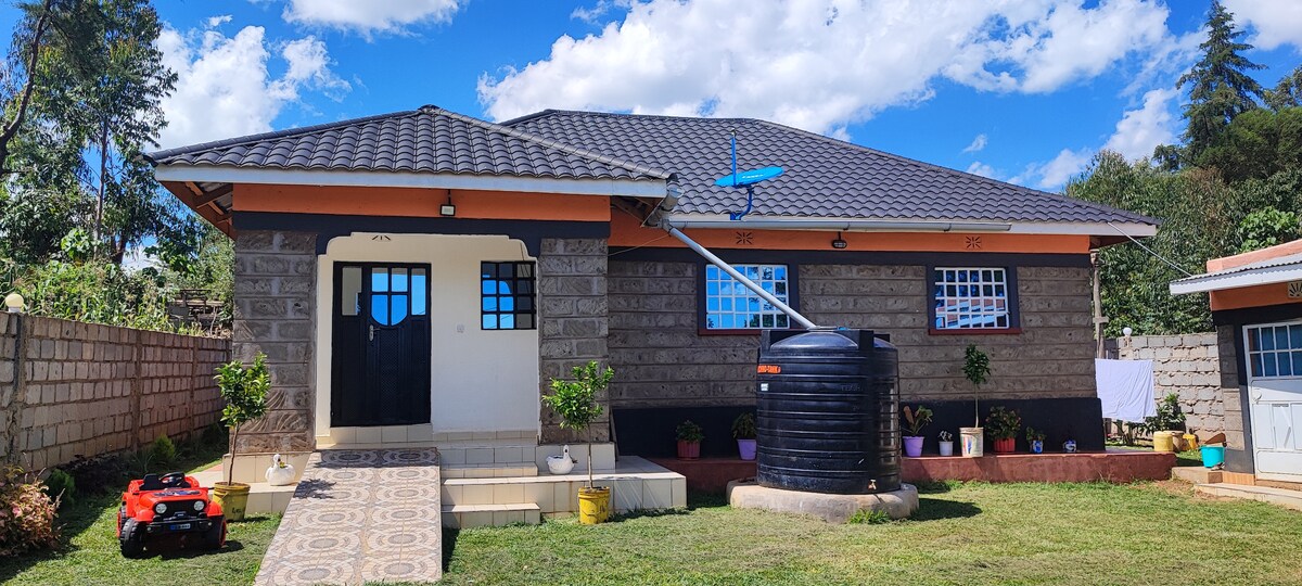 Camp Flo 3BR Guest House-Eldoret.