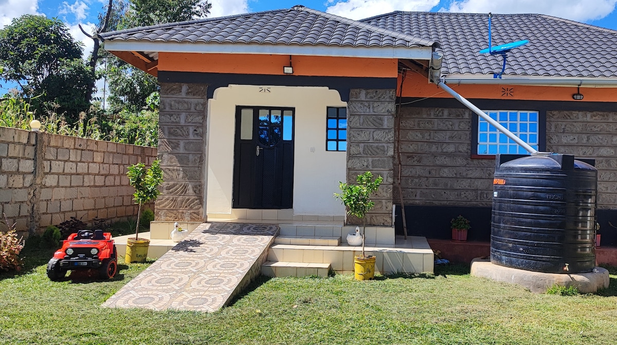 Camp Flo 3BR Guest House-Eldoret.