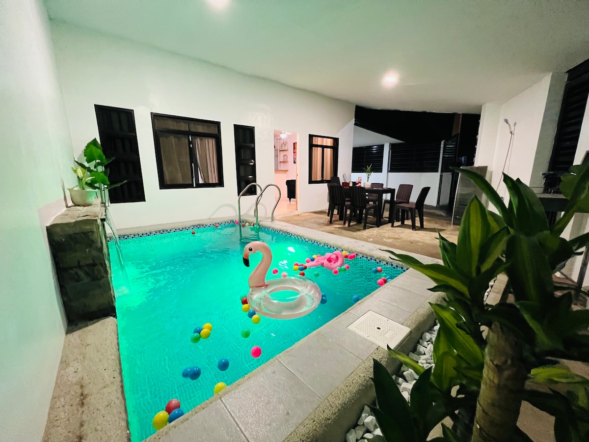 Scarlett Rae Private Pool Villa - Angeles City