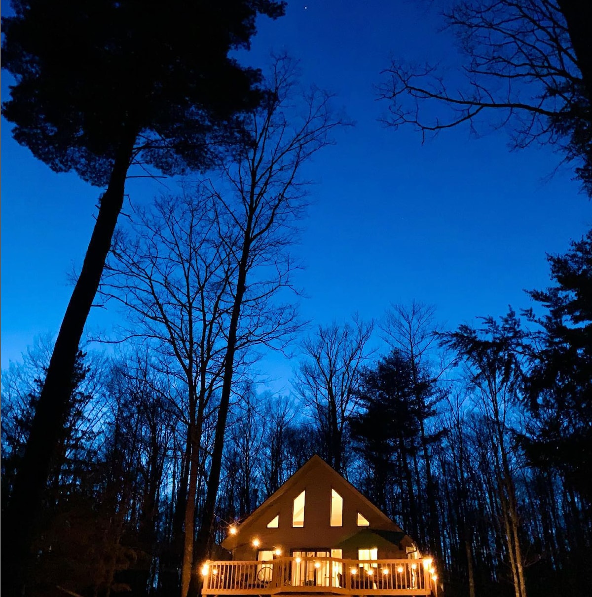 Camp Indiana - Lakefront Chalet in Upstate, NY.