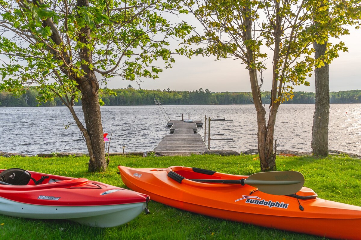 Kayaks, Game Room + Sunsets | Algonquin Delight