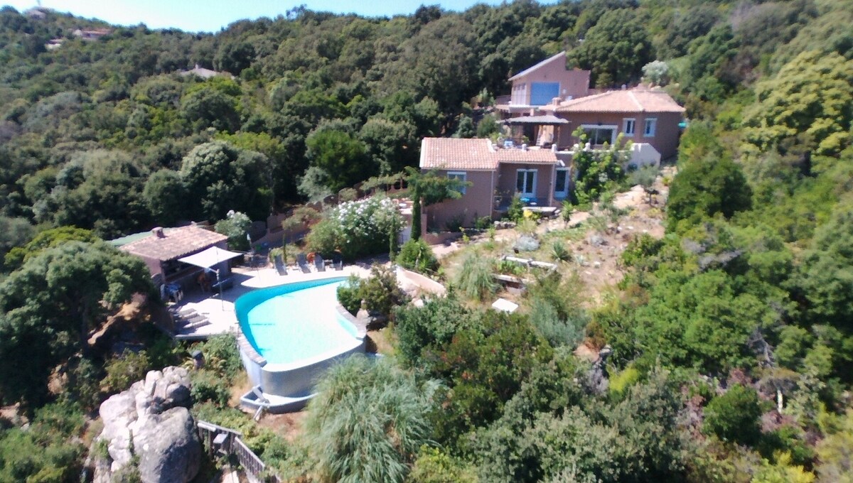 Maison & piscine privée vue mer panoramique 6p PMR