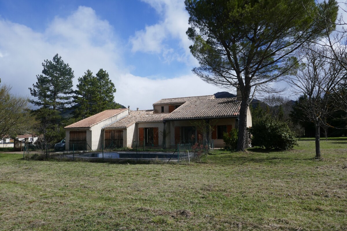 Drôme -别墅位于Die的Vercors山脚下