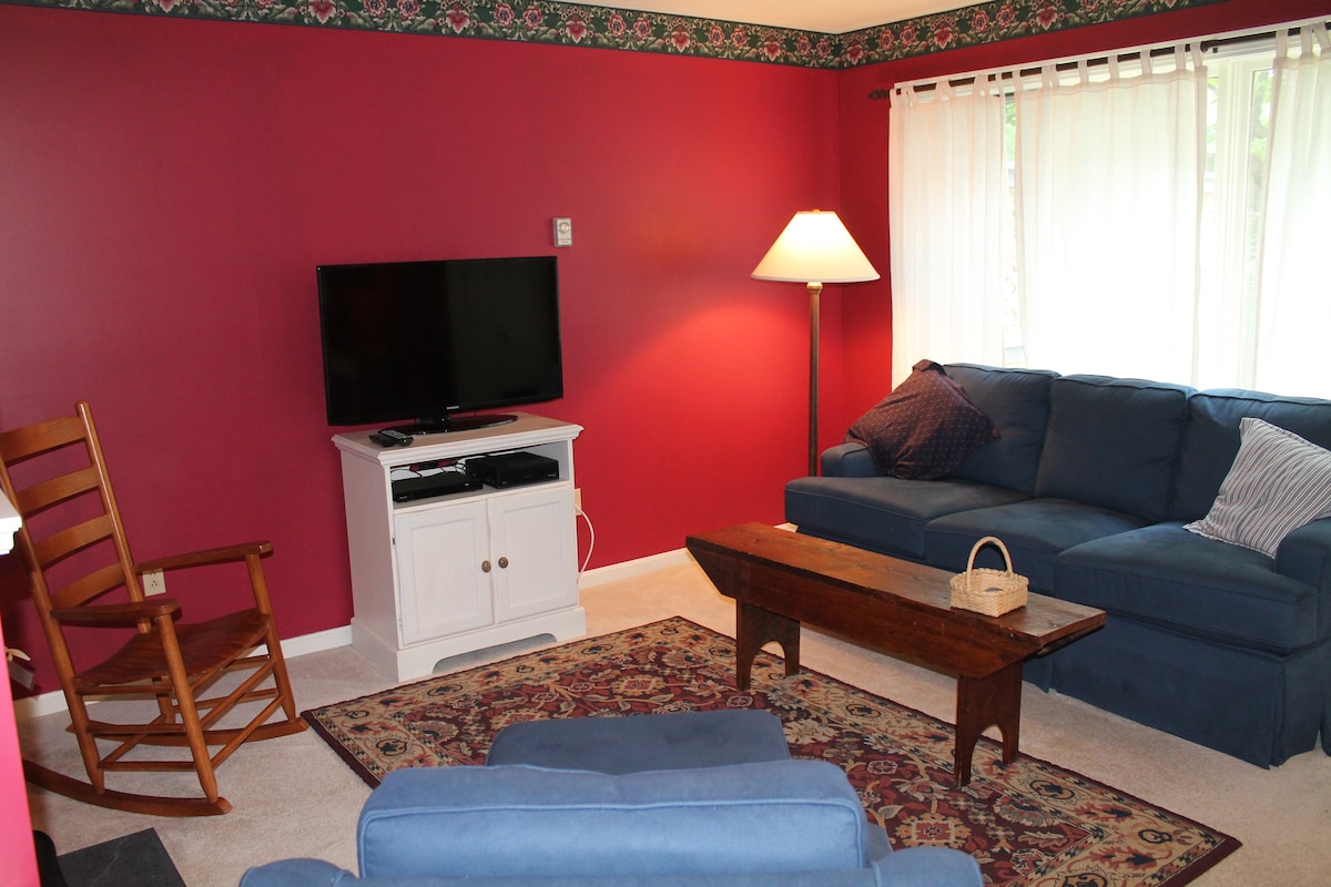 Bar Harbor downtown location with 3 BR