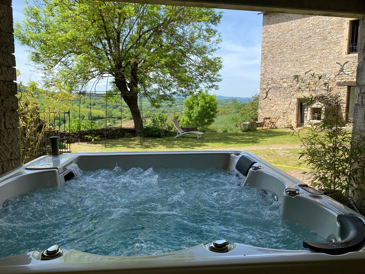 Domaine de charme pour 13 personnes avec Jacuzzi