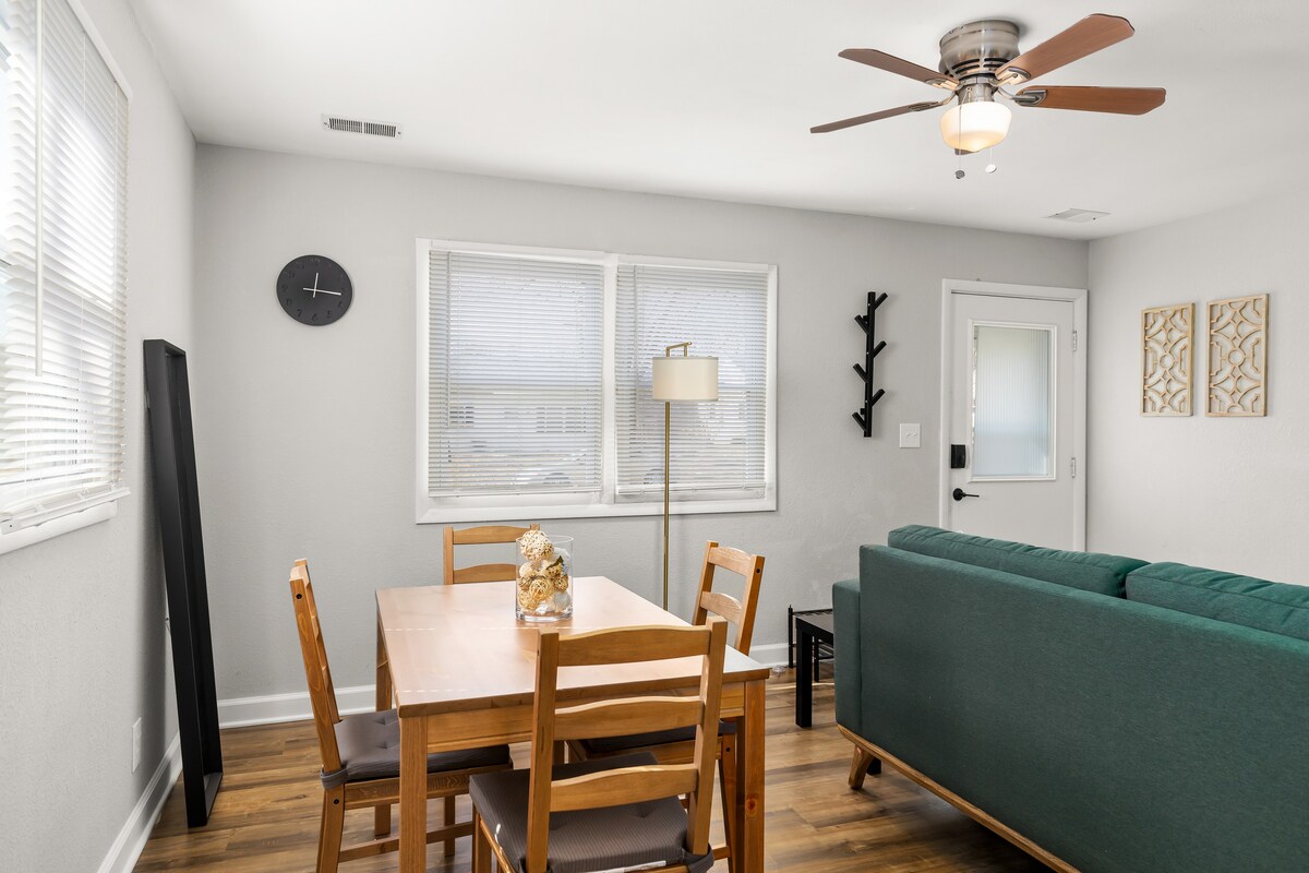 VERDE VIBES - Cute 2BD home in the Heights